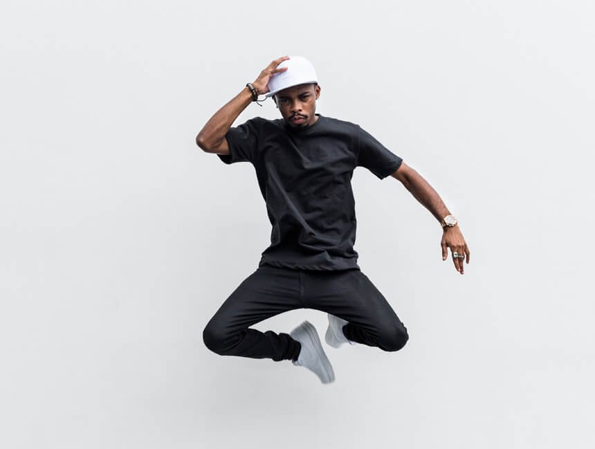 8 outdated summer accessories and 8 that are so trendy